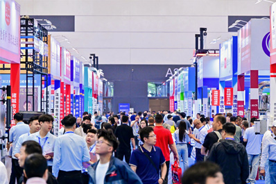 食品加工和包裝機械展覽會、采購商參觀、現(xiàn)場參觀、專業(yè)觀眾參觀,青島食品機械展,藍博食品機械展,青島藍博國際會展有限公司,藍博會展